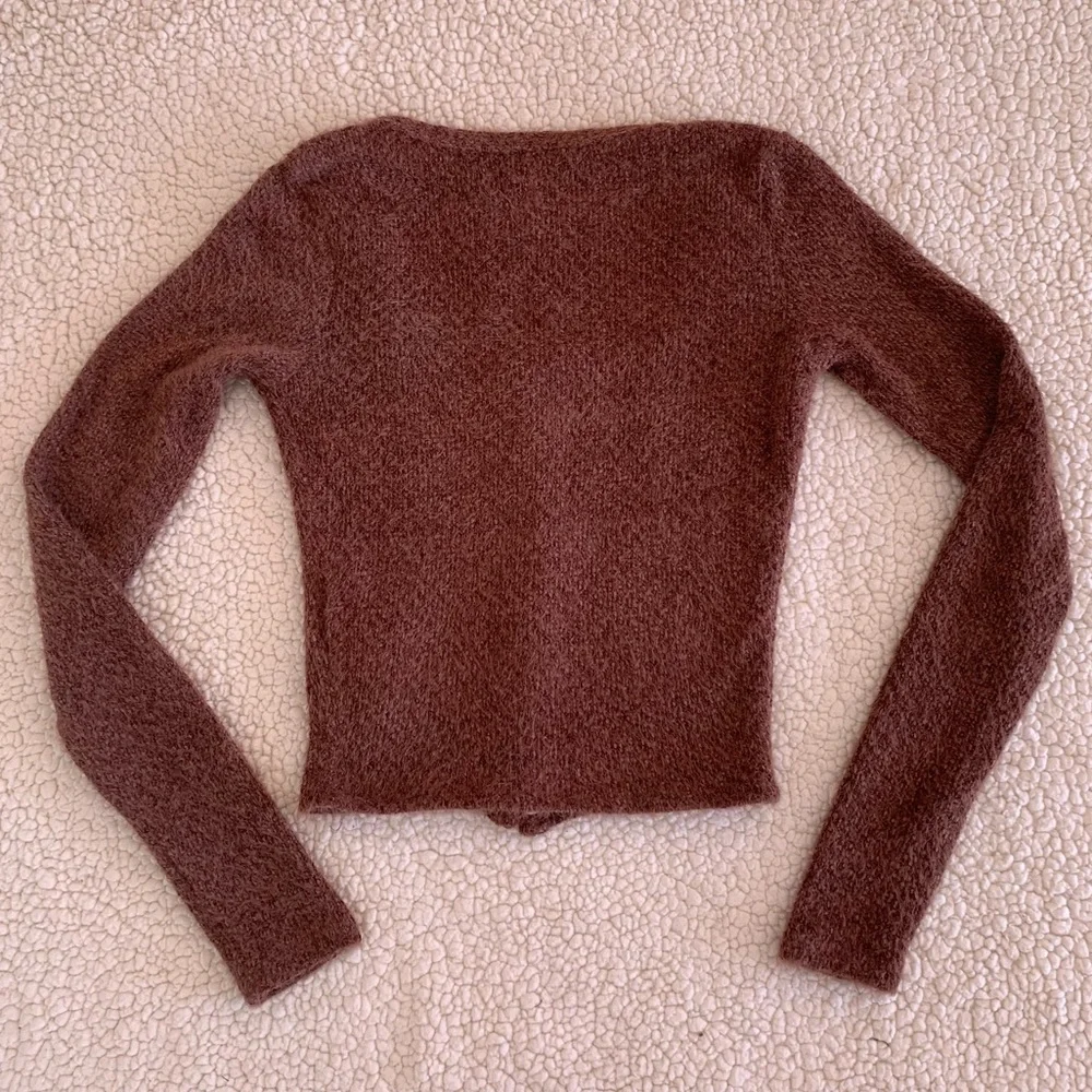 Hollister Brown Cozy Fuzzy Square Neck Cropped Cardigan Size XS - Picture 2 of 4